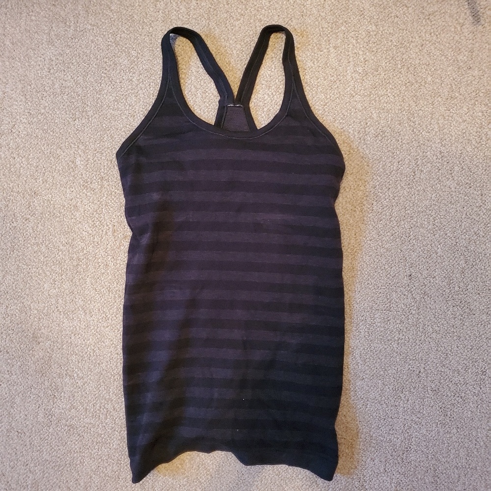 Lululemon tank top
